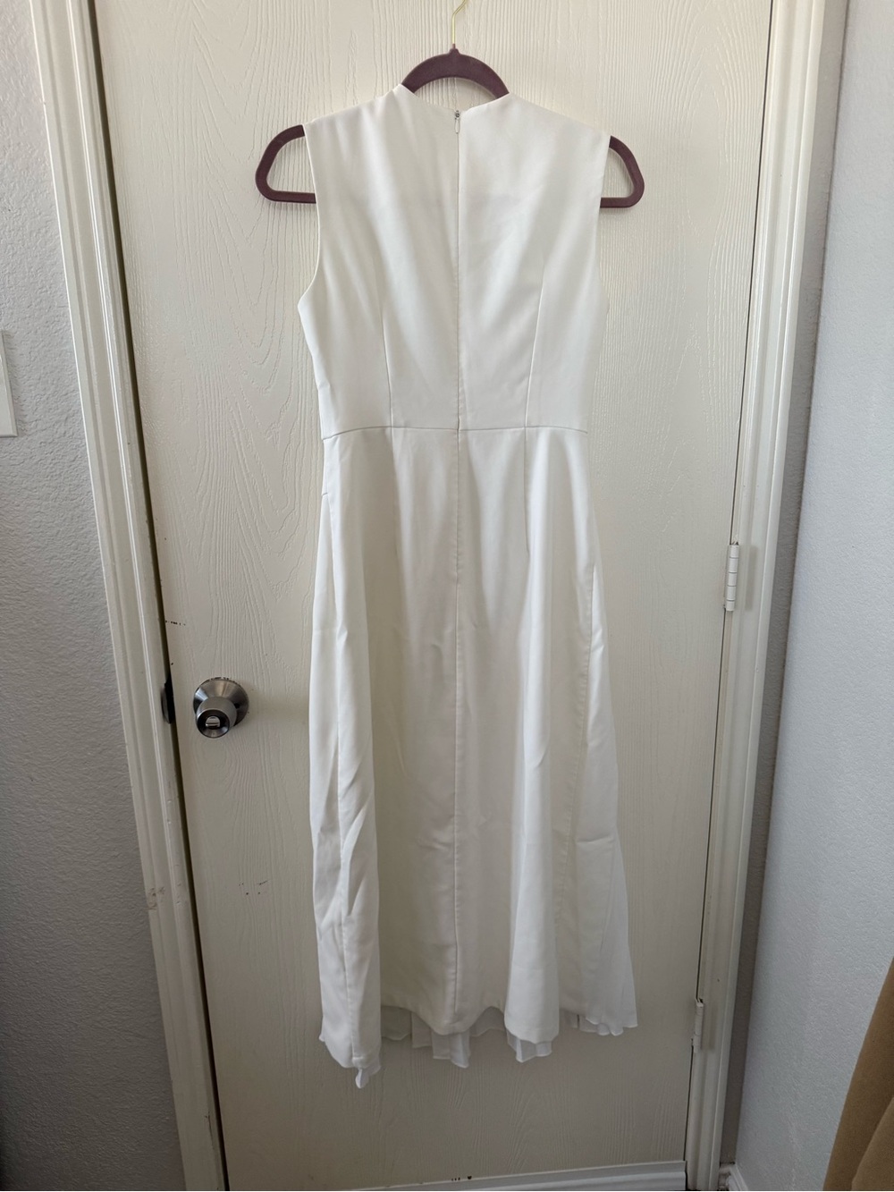 Commense White Sleeveless High-Low Pleated Dress - Picture 3 of 3